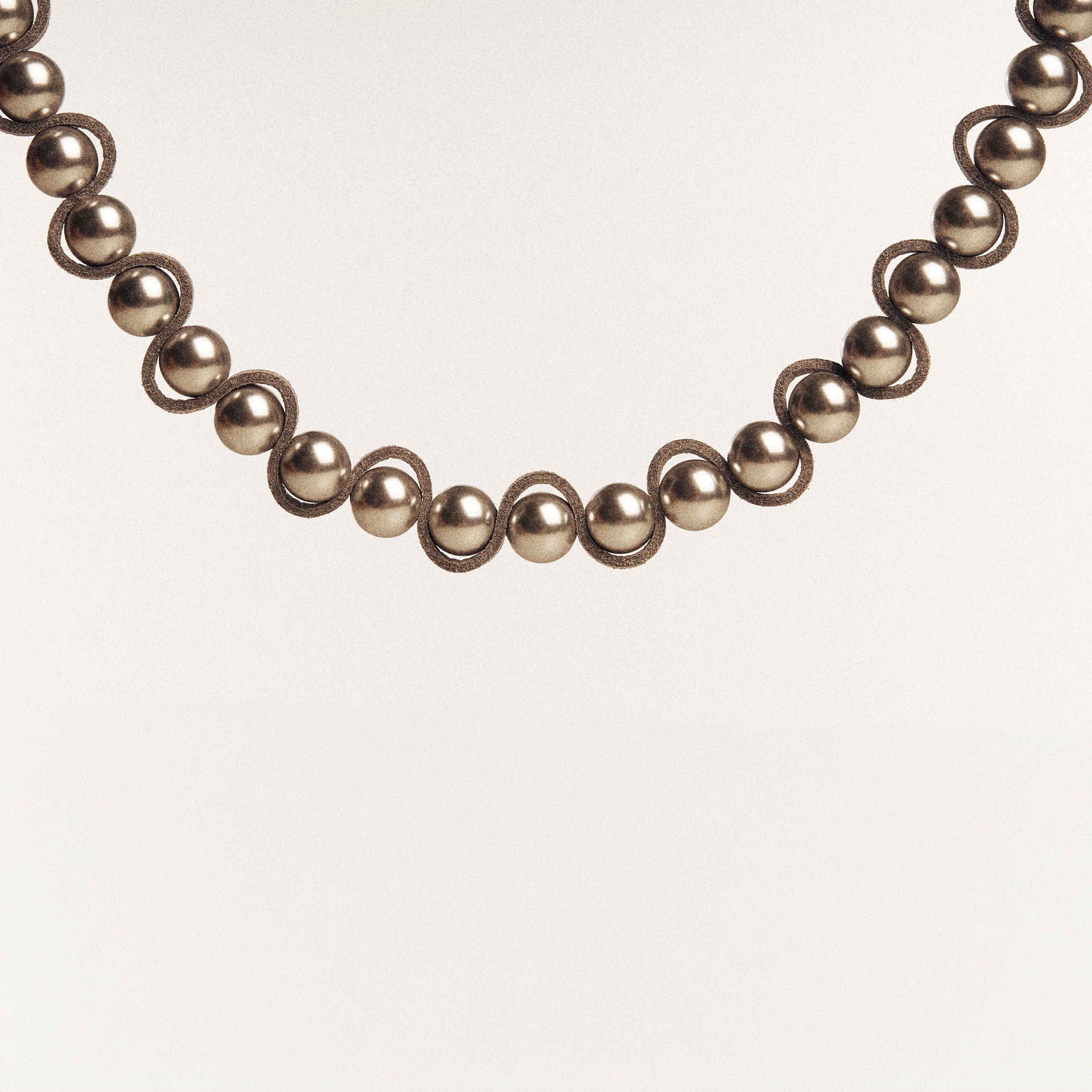 Necklace with Swarovski Pearls